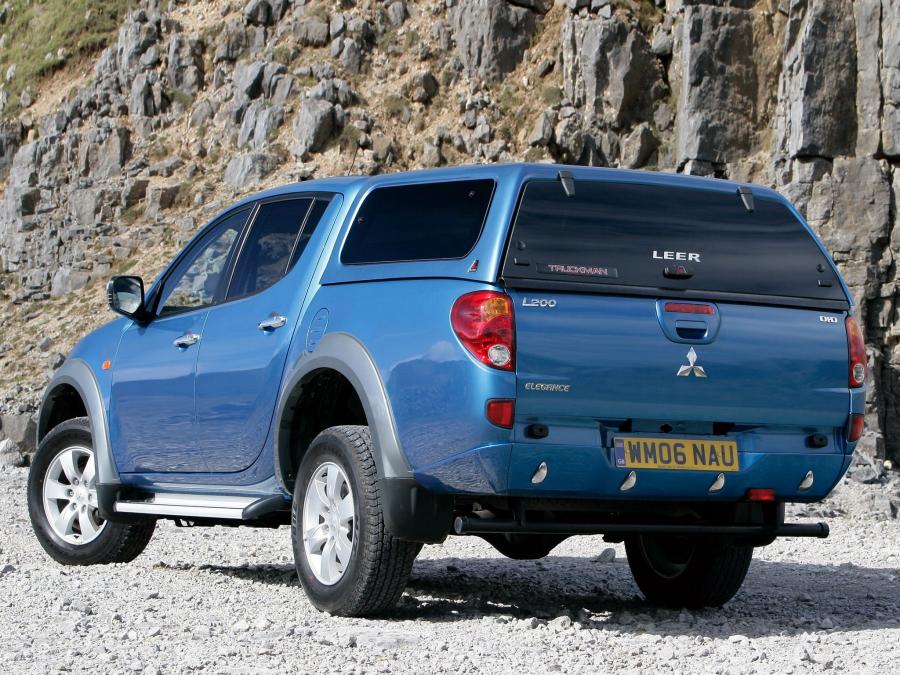  Mitsubishi L200 4Life Double Cab 2006 года  (UK) (фото 7 из 10)
